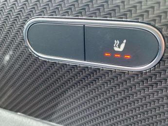 Mercedes-Benz GLA Gla 200 Amg Line 5Dr Auto