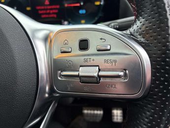 MERCEDES-BENZ EQA Eqa 300 4M 168Kw Amg Line Premium 66.5Kwh 5Dr Auto