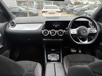 Mercedes-Benz EQA Eqa 300 4M 168Kw Amg Line Premium 66.5Kwh 5Dr Auto