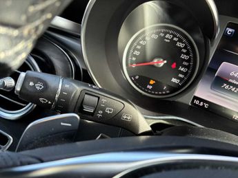 Mercedes-Benz GLC Glc 250D 4Matic Amg Line Premium 5Dr 9G-Tronic