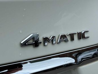 MERCEDES-BENZ GLA Gla 220D 4Matic Amg Line 5Dr Auto