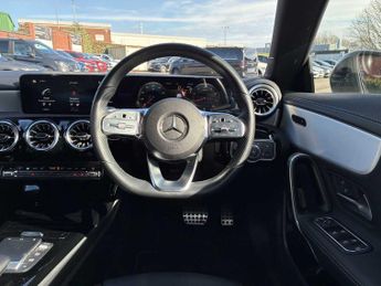 MERCEDES-BENZ CLA Cla 180 Amg Line Premium 4Dr Tip Auto