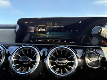 MERCEDES-BENZ CLA Cla 180 Amg Line Premium 4Dr Tip Auto