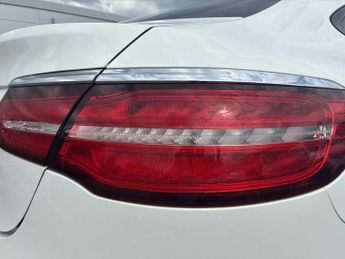 MERCEDES-BENZ GLC COUPE Glc 250D 4Matic Amg Line Premium 5Dr 9G-Tronic