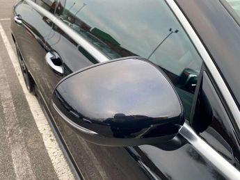 MERCEDES-BENZ CLA Cla 200 Amg Line Executive 5Dr Tip Auto