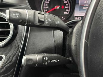 Mercedes-Benz GLC Glc 250D 4Matic Amg Line 5Dr 9G-Tronic