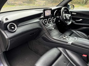 MERCEDES-BENZ GLC Glc 250D 4Matic Amg Line 5Dr 9G-Tronic