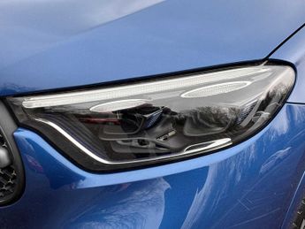 Mercedes-Benz GLC Glc 300 4Matic Amg Line Premium Plus 5Dr 9G-Tronic