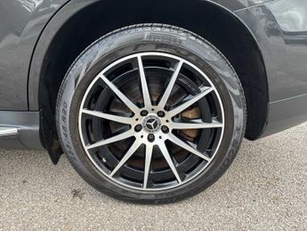 MERCEDES-BENZ EQC Eqc 400 300Kw Amg Line Edition 80Kwh 5Dr Auto