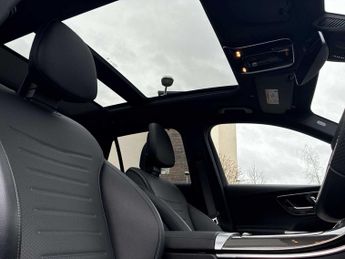 Mercedes-Benz GLC Glc 300D 4Matic Amg Line Premium 5Dr 9G-Tronic