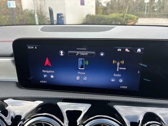 MERCEDES-BENZ CLA Cla 250E Amg Line Premium 5Dr Tip Auto