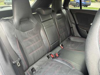 MERCEDES-BENZ CLA Cla 250E Amg Line Premium 5Dr Tip Auto