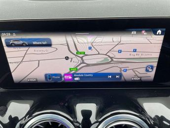 MERCEDES-BENZ GLA Gla 220D 4Matic Amg Line Premium Plus 5Dr Auto