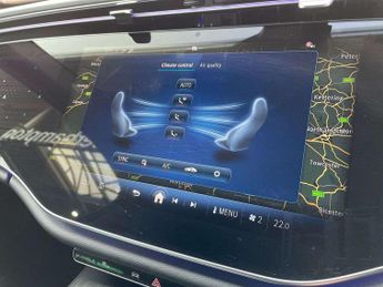 MERCEDES-BENZ E CLASS E220D Amg Line Premium 4Dr 9G-Tronic