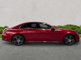 MERCEDES-BENZ E CLASS E220D Amg Line Premium 4Dr 9G-Tronic