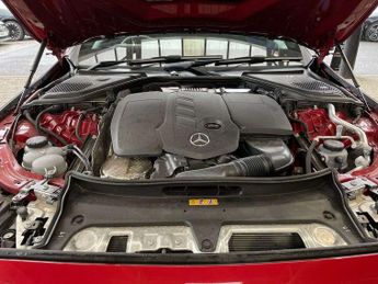 MERCEDES-BENZ E CLASS E220D Amg Line Premium 4Dr 9G-Tronic