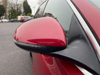 MERCEDES-BENZ C CLASS C200 Amg Line 5Dr 9G-Tronic