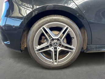 Mercedes-Benz A CLASS A200 Amg Line Premium 5Dr Auto