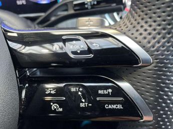 Mercedes-Benz EQE Eqe 300 180Kw Amg Line Premium 89Kwh 4Dr Auto