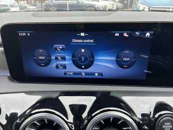 MERCEDES-BENZ CLA Cla 220D Amg Line Premium Plus 5Dr Tip Auto