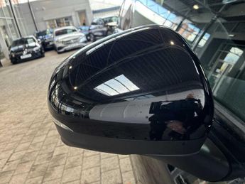 MERCEDES-BENZ CLA Cla 220D Amg Line Premium Plus 5Dr Tip Auto