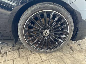 MERCEDES-BENZ CLA Cla 220D Amg Line Premium Plus 5Dr Tip Auto