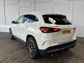 MERCEDES-BENZ GLA Gla 220D 4Matic Amg Line Premium Plus 5Dr Auto