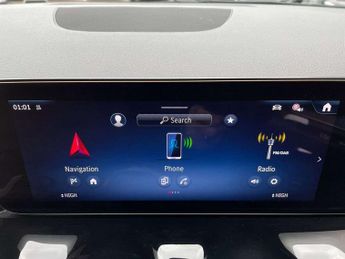 MERCEDES-BENZ GLA Gla 220D 4Matic Amg Line Premium Plus 5Dr Auto