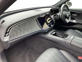 MERCEDES-BENZ E CLASS E200 Amg Line 4Dr 9G-Tronic