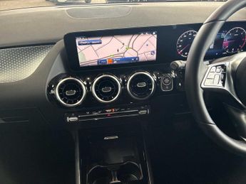 MERCEDES-BENZ GLA Gla 200D Sport Executive 5Dr Auto