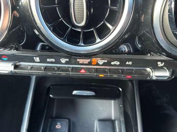 Mercedes-Benz GLA Gla 200D Sport Executive 5Dr Auto