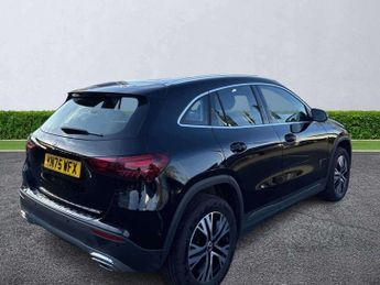 MERCEDES-BENZ GLA Gla 200D Sport Executive 5Dr Auto