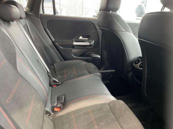 Mercedes-Benz GLA Gla 200D Amg Line Premium 5Dr Auto