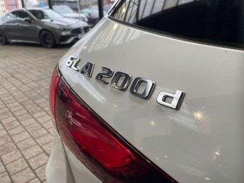 Mercedes-Benz GLA Gla 200D Amg Line Premium 5Dr Auto