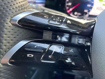 MERCEDES-BENZ GLA Gla 220D 4Matic Amg Line Premium Plus 5Dr Auto