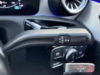 MERCEDES-BENZ CLA Cla 250E Amg Line Premium 5Dr Tip Auto