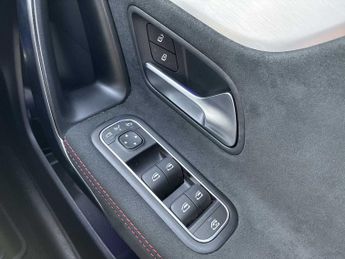 Mercedes-Benz CLA Cla 250E Amg Line Premium 5Dr Tip Auto