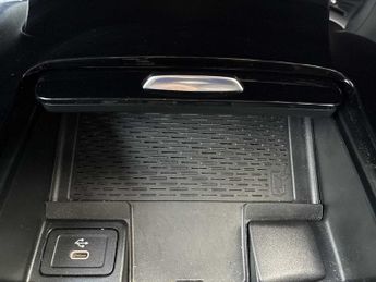 MERCEDES-BENZ CLA Cla 250E Amg Line Premium 5Dr Tip Auto