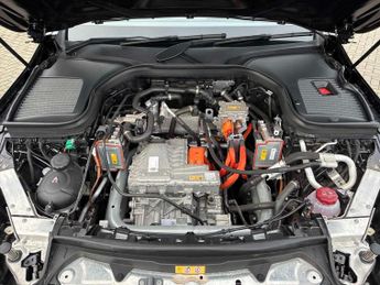 MERCEDES-BENZ EQC Eqc 400 300Kw Amg Line Edition 80Kwh 5Dr Auto