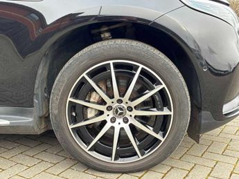 MERCEDES-BENZ EQC Eqc 400 300Kw Amg Line Edition 80Kwh 5Dr Auto