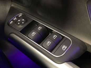 Mercedes-Benz GLA Gla 200 Amg Line Premium 5Dr Auto