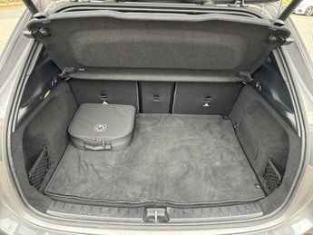 MERCEDES-BENZ EQA Eqa 250+ 140Kw Sport Executive 70.5Kwh 5Dr Auto