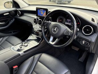 Mercedes-Benz GLC Glc 220D 4Matic Urban Edition 5Dr 9G-Tronic