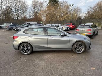 BMW 1 SERIES 118I [136] Sport 5Dr Step Auto [Live Cockpit Pro]