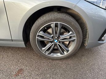 BMW 1 SERIES 118I [136] Sport 5Dr Step Auto [Live Cockpit Pro]