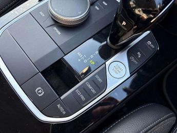 BMW 1 SERIES 118I [136] Sport 5Dr Step Auto [Live Cockpit Pro]