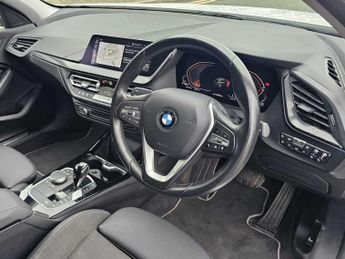 BMW 1 SERIES 118I [136] Sport 5Dr Step Auto [Live Cockpit Pro]
