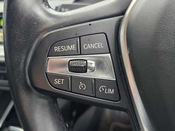 BMW 1 SERIES 118I [136] Sport 5Dr Step Auto [Live Cockpit Pro]