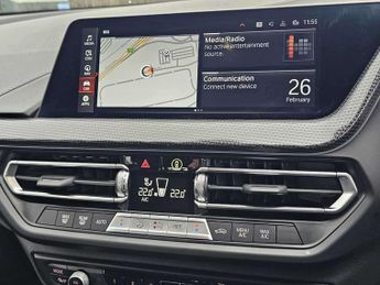 BMW 1 SERIES 118I [136] Sport 5Dr Step Auto [Live Cockpit Pro]