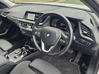 BMW 1 SERIES 118I [136] Sport 5Dr Step Auto [Live Cockpit Pro]